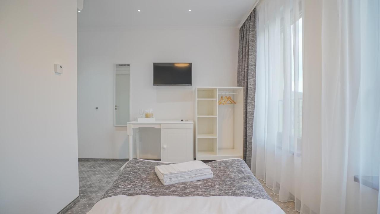 Monarch House 호텔 브라쇼브 외부 사진